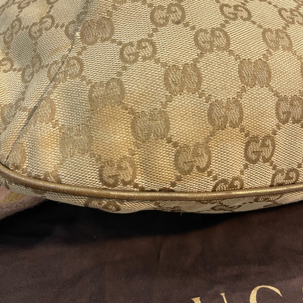 Gucci Beige Monogram Hobo Bag - Picture 7 of 12